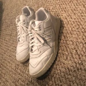 Womens Adidas A.R Trainer